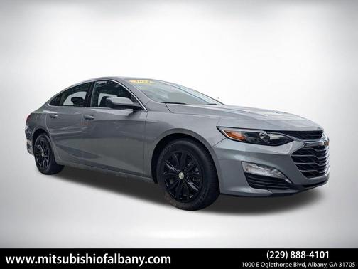 Sterling Gray Metallic 2024 Chevrolet Malibu FWD 1LT