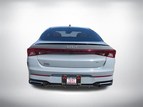 2024 Kia K5 GT-Line