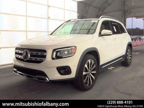 White 2023 Mercedes-Benz GLB 250 Base