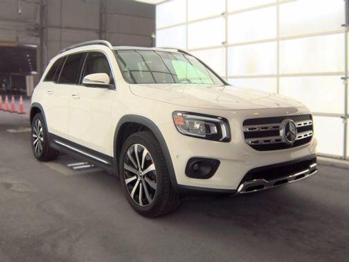 White 2023 Mercedes-Benz GLB 250 Base