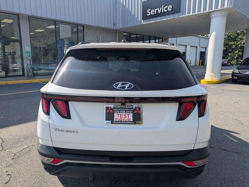 White Pearl 2024 Hyundai TUCSON SEL