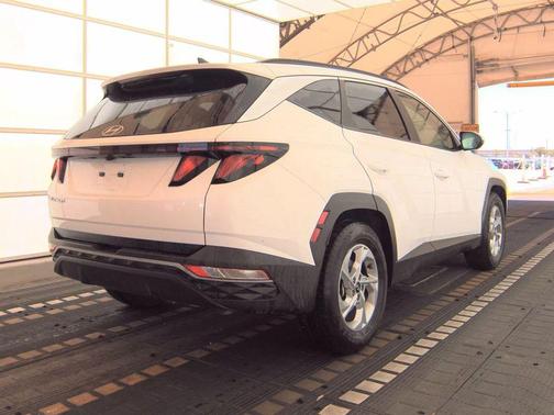 White Pearl 2024 Hyundai TUCSON SEL