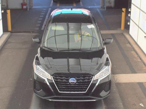 2023 Nissan Kicks S