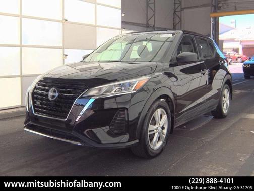 2023 Nissan Kicks S