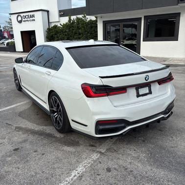 Alpine White 2021 BMW 740 740i