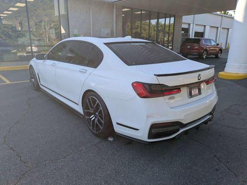 Alpine White 2021 BMW 740 740i