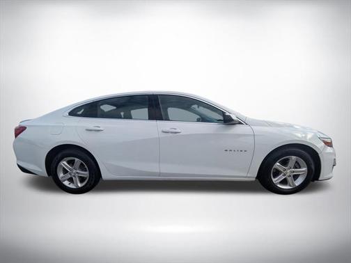 2022 Chevrolet Malibu 1LS