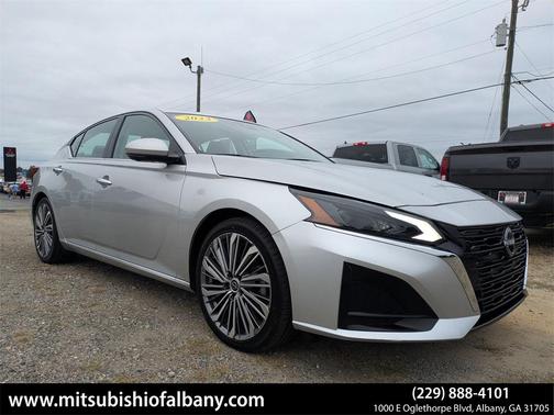 2023 Nissan Altima 2.5 SL