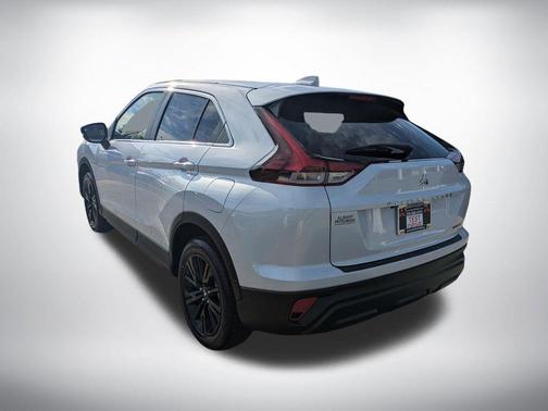 2026 Mitsubishi Eclipse Cross LE