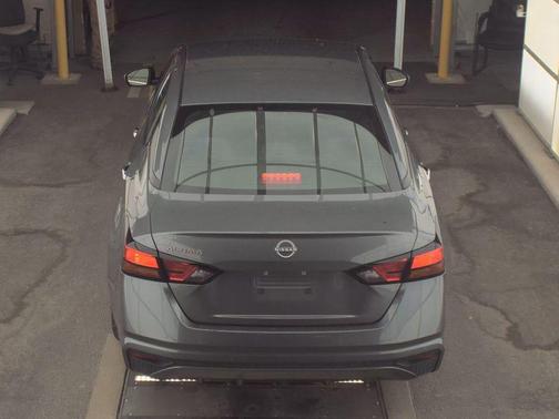 Gun Metallic 2024 Nissan Altima S FWD