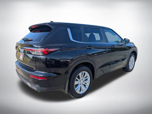 2025 Mitsubishi Outlander PHEV SE S-AWC