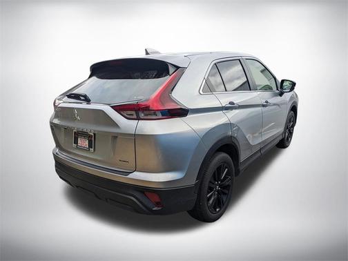 2024 Mitsubishi Eclipse Cross LE