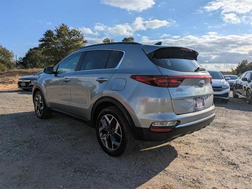 2022 Kia Sportage EX