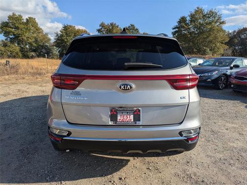 2022 Kia Sportage EX