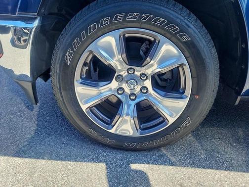 Patriot Blue Pearlcoat 2021 RAM 1500 Laramie
