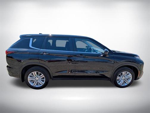 2024 Mitsubishi Outlander ES 2.5 2WD