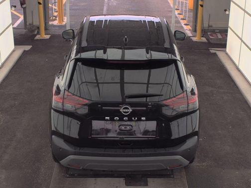 Super Black 2023 Nissan Rogue S