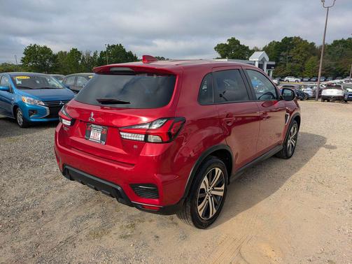 2024 Mitsubishi Outlander Sport SE