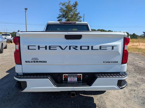 2022 Chevrolet Silverado 1500 Custom
