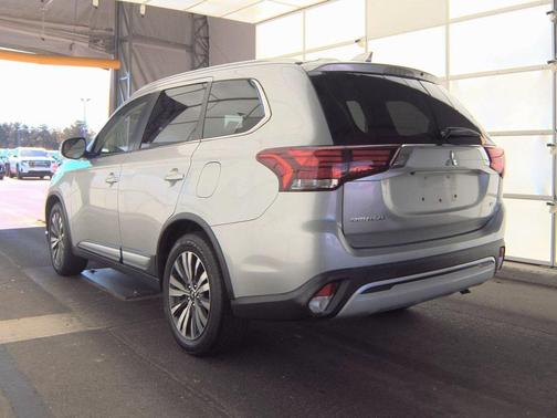 2020 Mitsubishi Outlander SEL