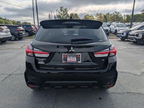 2025 Mitsubishi Outlander Sport SE