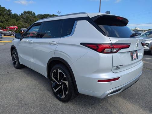 2023 Mitsubishi Outlander SEL 2.5 2WD
