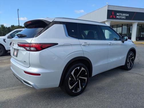2023 Mitsubishi Outlander SEL 2.5 2WD