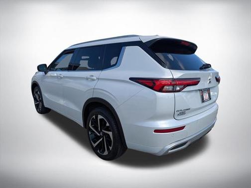 2023 Mitsubishi Outlander SEL 2.5 2WD