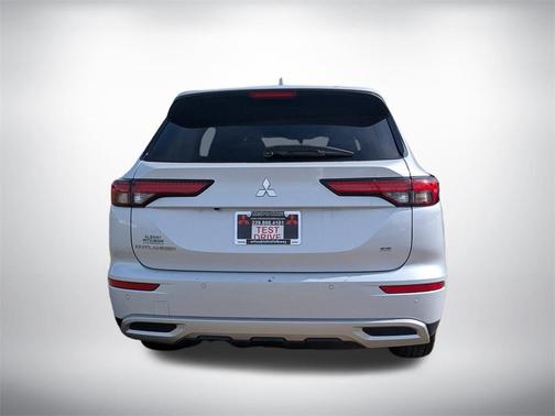 2024 Mitsubishi Outlander SE 2.5 2WD