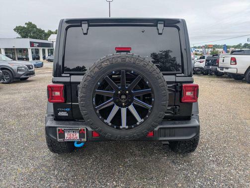 Black Clearcoat 2021 Jeep Wrangler Unlimited 4xe Rubicon