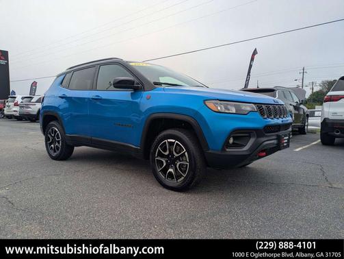 Hydro Blue Pearlcoat 2024 Jeep Compass Trailhawk