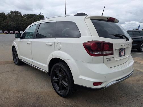 2020 Dodge Journey Crossroad