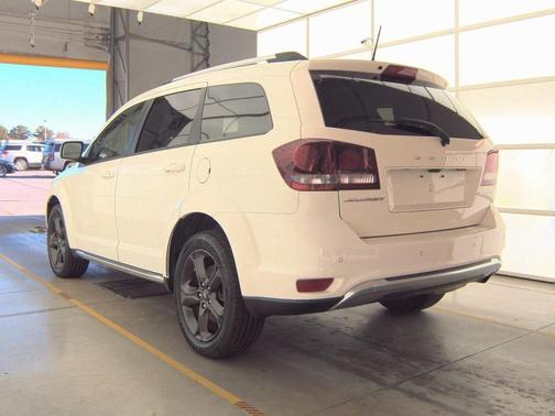 2020 Dodge Journey Crossroad