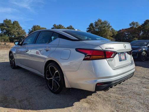 2024 Nissan Altima SR FWD