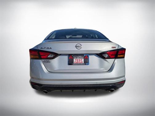 2024 Nissan Altima SR FWD