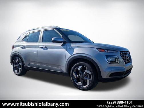 Shimmering Silver 2025 Hyundai VENUE SEL