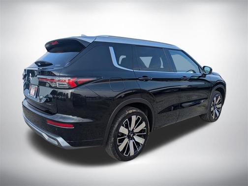 2025 Mitsubishi Outlander PLATINUM EDITION 2.5 S-AWC