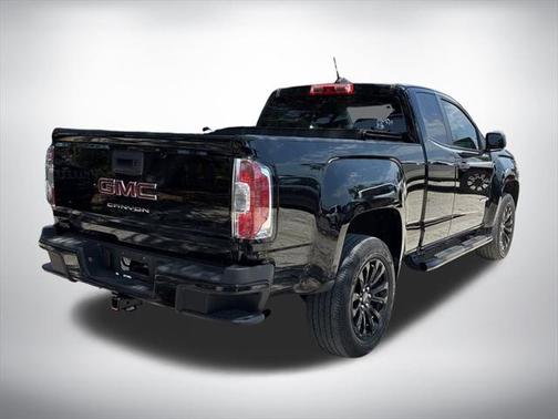 2022 GMC Canyon Elevation Standard