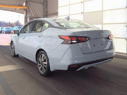 2024 Nissan Versa 1.6 SV