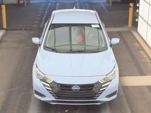 2024 Nissan Versa 1.6 SV