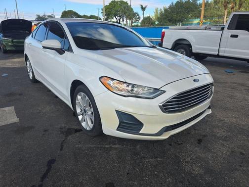 2020 Ford Fusion Hybrid SE