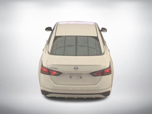 Glacier White 2024 Nissan Altima S FWD