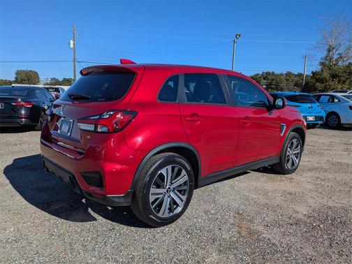 2024 Mitsubishi Outlander Sport SE