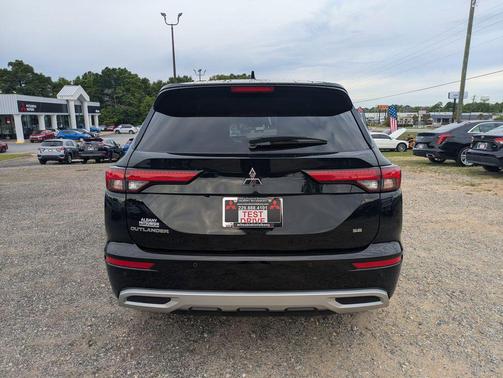 2024 Mitsubishi Outlander SE 2.5 2WD