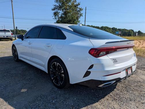 2022 Kia K5 GT-Line