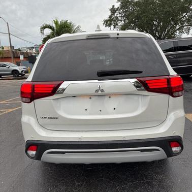 2020 Mitsubishi Outlander ES