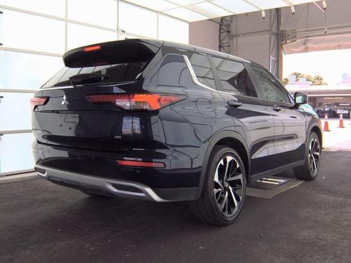 2024 Mitsubishi Outlander SE 2.5 2WD