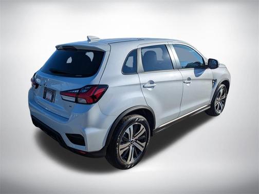 2026 Mitsubishi Outlander Sport SE