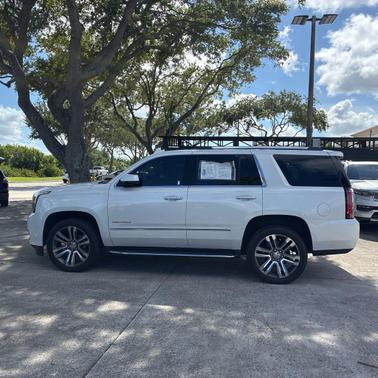White Frost Tricoat 2019 GMC Yukon Denali
