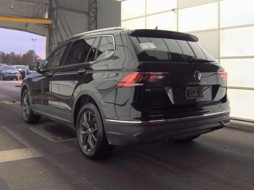 2024 Volkswagen Tiguan 2.0T Wolfsburg Edition